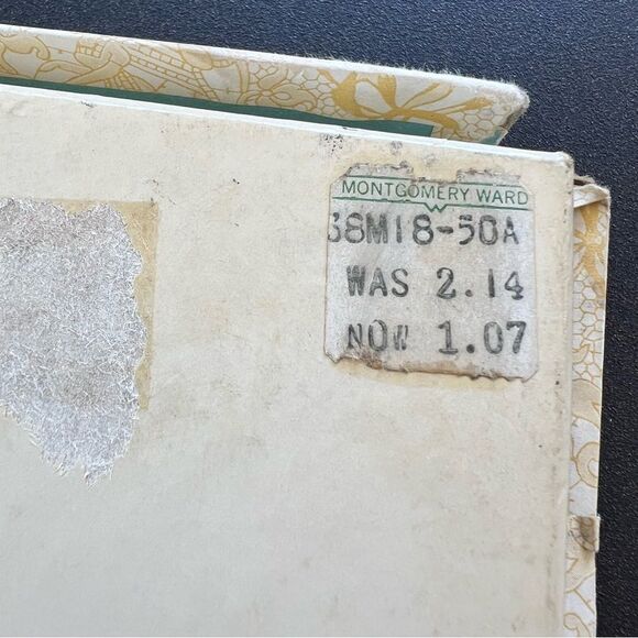 Vintage Floral Embroidered standard pillowcases 1923 Antique - Picture 8 of 8